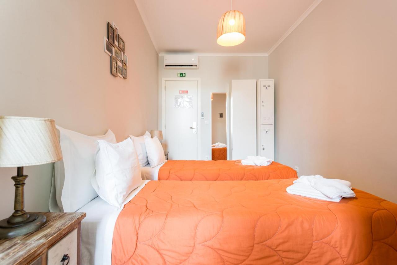 Twin Room Private Bathroom