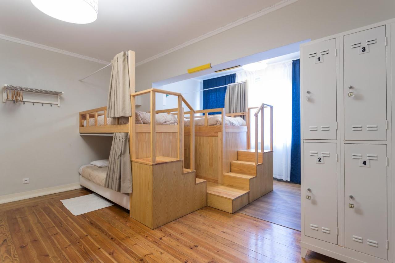 Bed 6-Bed Mixed Dormitory Room